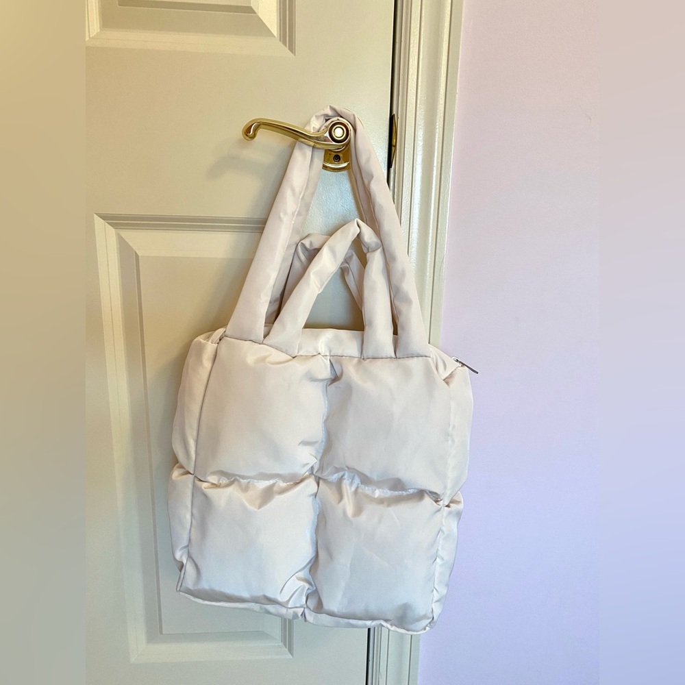 White Puffer Tote